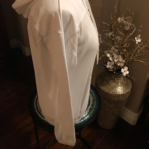 Trina Turk Tops New Trina Turk Moisture Wick Perforated Hoodie